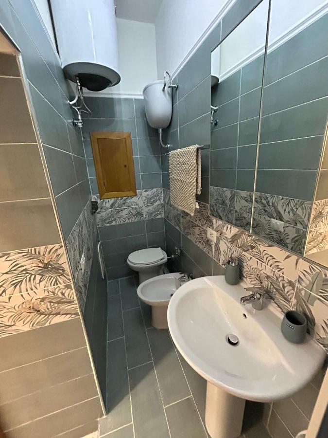 Casa Leonardo Apartment Наполи Екстериор снимка